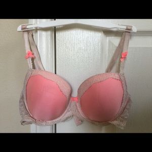 lace trim bra